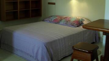 Premium bedding, pillowtop beds, in-room safe, desk