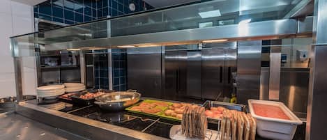Desayuno buffet incluido todos los días
