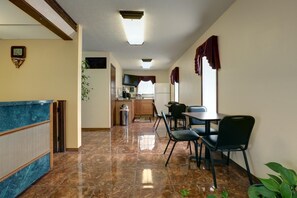 Lobby - Americas Best Value Inn Weatherford, OK (Weatherford)