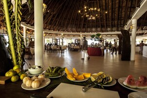 Desayuno bufé gratuito y diario