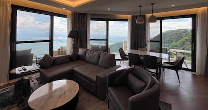 The Lake Hotel Tagaytay