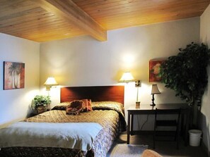 Suite estándar, 1 cama de matrimonio | Cunas, camas supletorias, wifi gratis