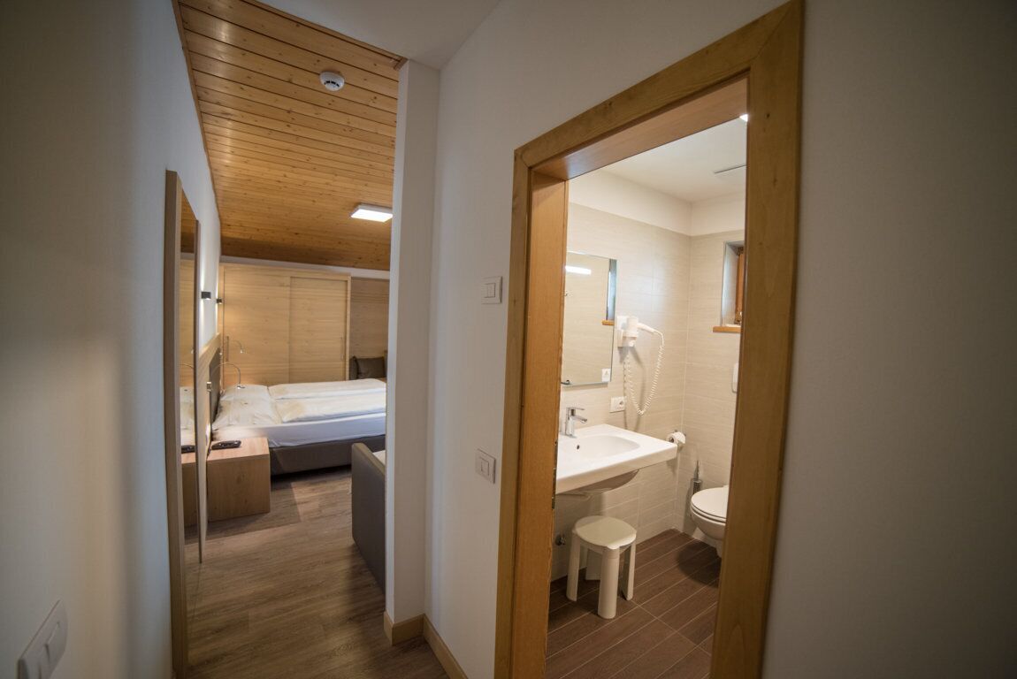 superior triple room | 1 bedroom, minibar, in-room safe, desk