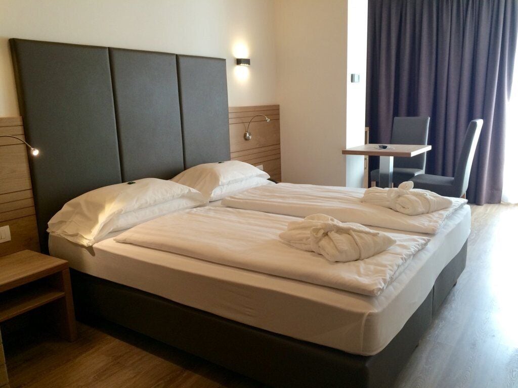 superior room | 1 bedroom, minibar, in-room safe, desk