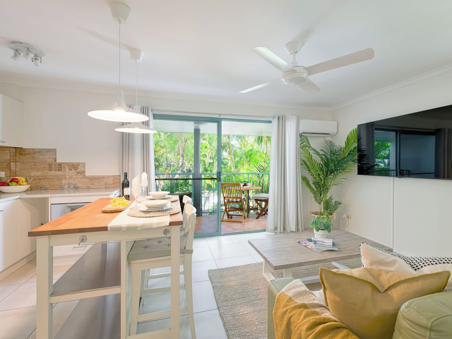 Apartamento, 1 quarto (Supreme - Upstairs) | Área de estar | TV LED