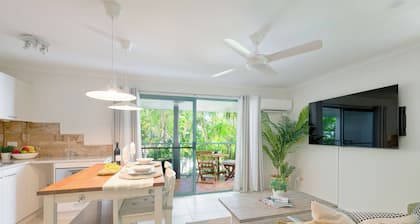 Chez Noosa Holiday Apartments