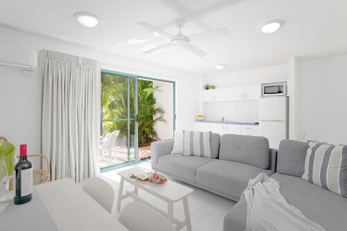 Chez Noosa Holiday Apartments