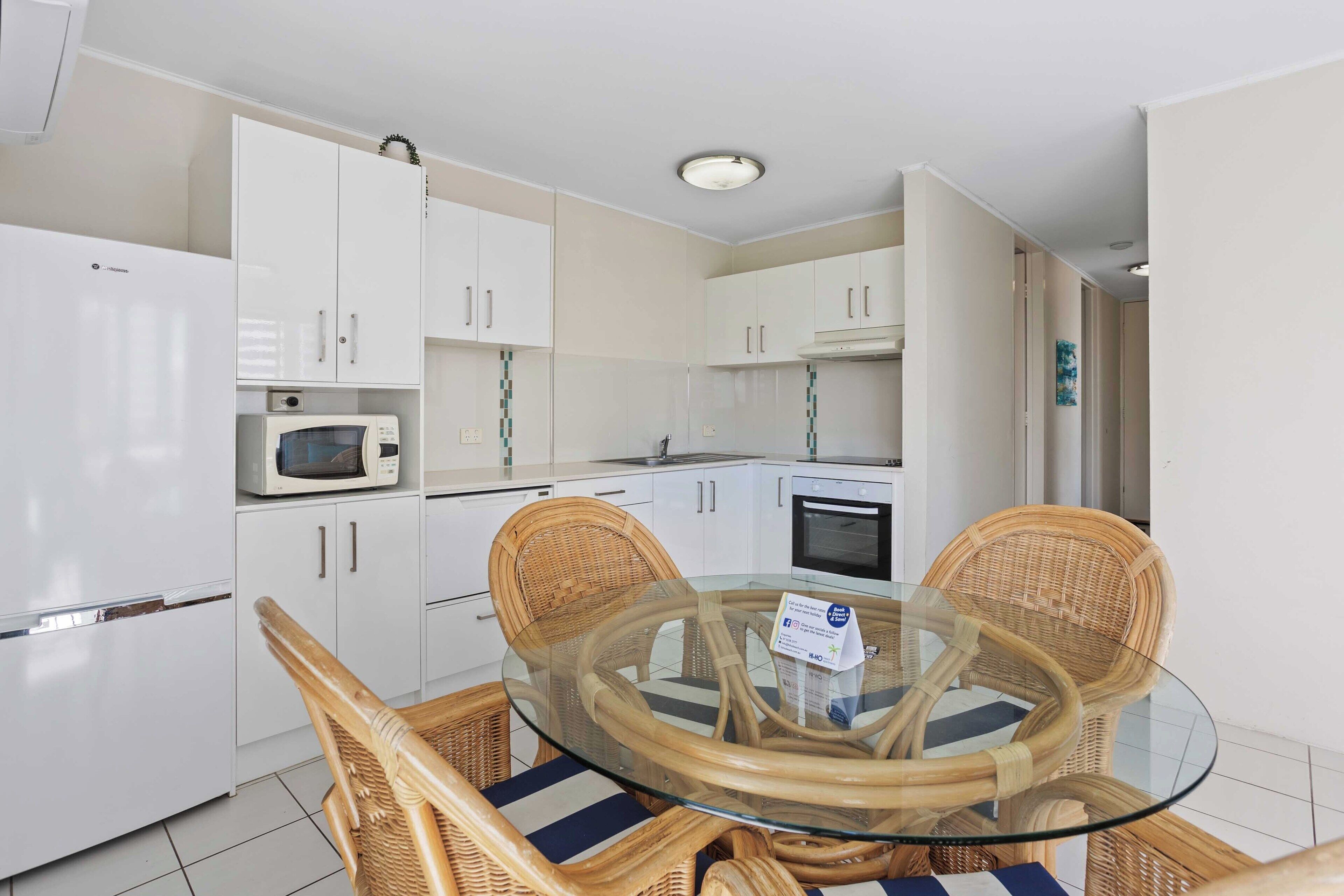 Photo - Hi Ho Beach Apartments
