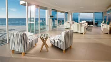 Panoramic Apartment, 3 Bedrooms, Ocean View | View from room