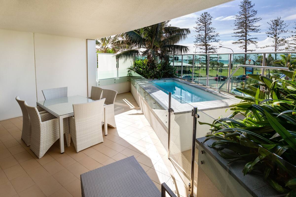 Apartment, 2 Bedrooms, Private Pool | Pemandangan balkoni