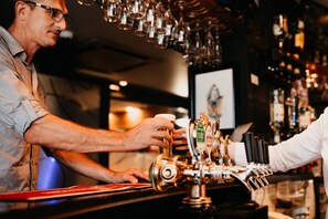 Bar (en el alojamiento)