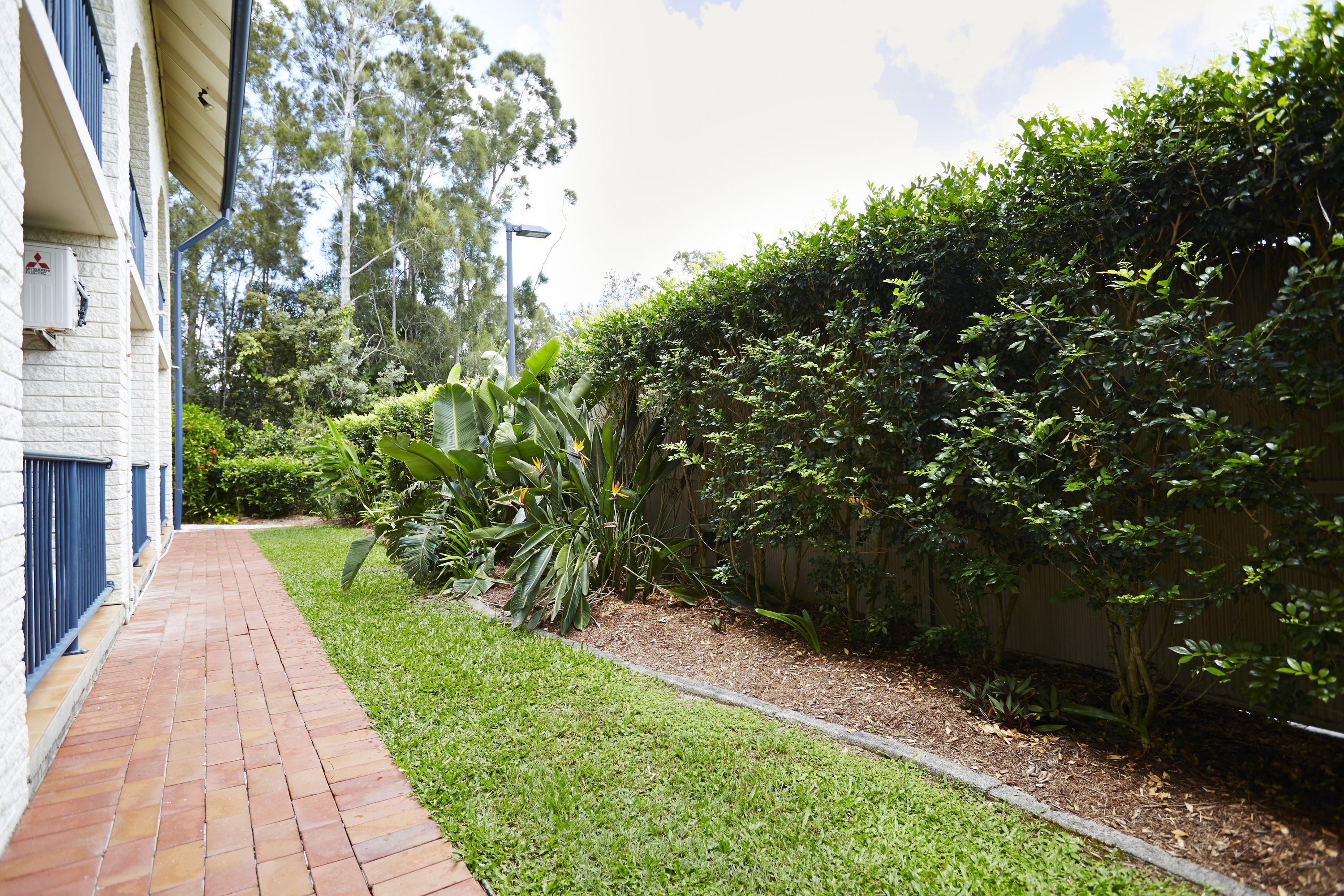 minibar, desk, iron/ironing board, free wifi