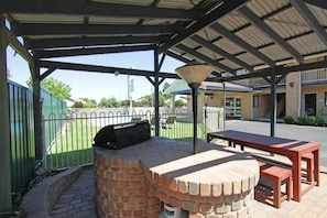 Grill-/Picknickplatz