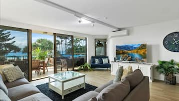 Appartement, 3 chambres | Coin séjour | Télévision, table de tennis de table