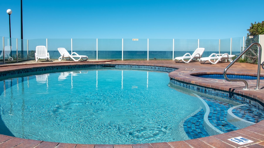 Crystal Beachfront Apartments