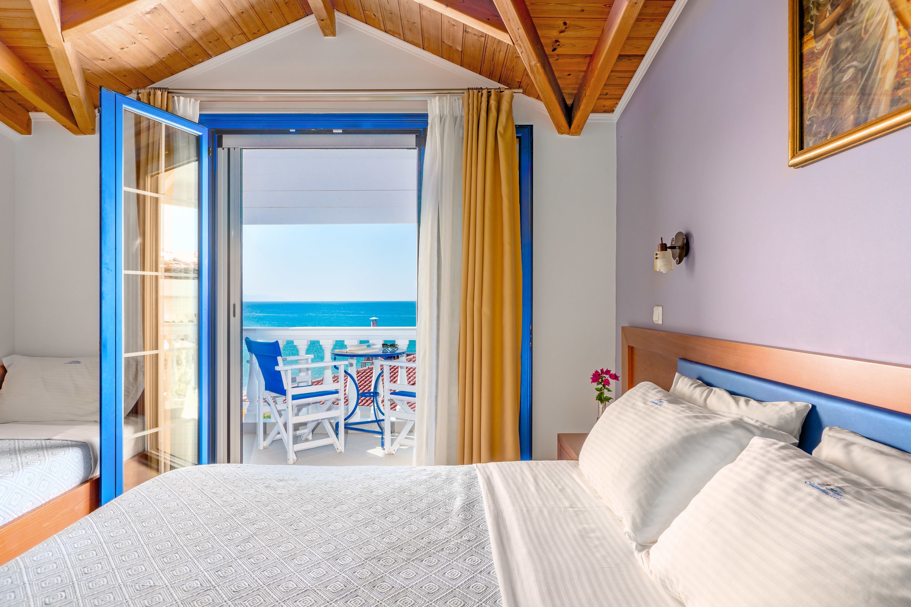 triple room, sea view (with kitchen) | desk, soundproofing, rollaway beds, free wifi