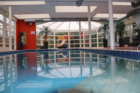 Una piscina techada