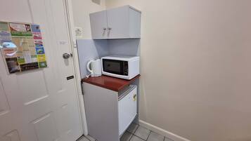 Deluxe Room, 1 Queen Bed, Non Smoking