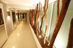 Lobby - Allure Bonbon by Karisma Hotels & Resorts (Cartagena)