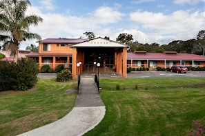 Exterior - Nightcap at Archer Hotel (Nowra)