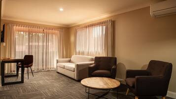 Appartement, 3 slaapkamers | Uitzicht vanuit de kamer