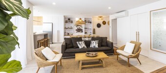 Bay Royal Apartments