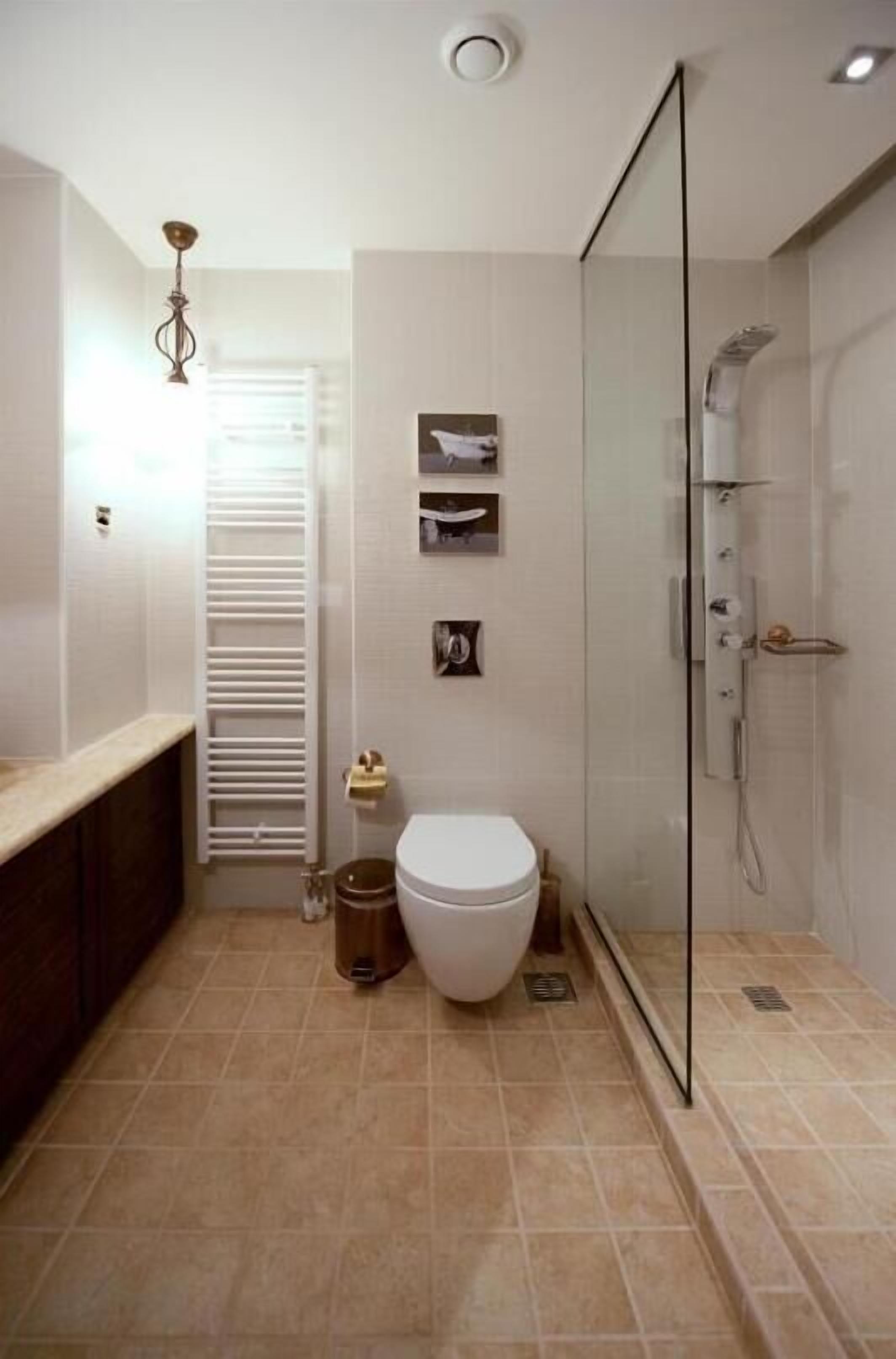 shower, free toiletries, hair dryer, bathrobes