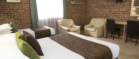 Family Room, Non Smoking | Soundproofing, iron/ironing board, free WiFi, bed sheets