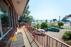 套房 (Waterview) | 阳台