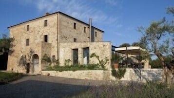 Facciata della struttura
