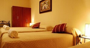 Cofres nos quartos, quartos à prova de som, berços grátis
