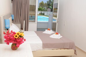 Superior Twin Studio | In-room safe, desk, iron/ironing board, free cots/infant beds - Mastorakis Hotel And Studios (Hersonissos)