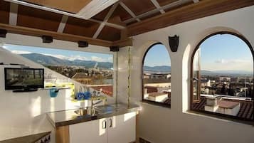 Deluxe Studio, 1 Double Bed with Sofa bed, Terrace, City View | Mountain view