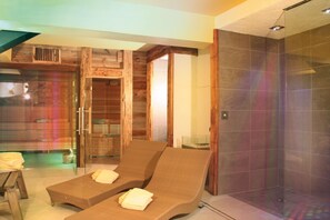 Sauna seca, banheira de hidromassagem, sauna a vapor