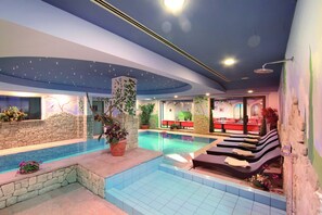 2 Innenpools, Außenpool