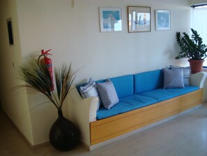 Reception - Philippos Studios (Kos)
