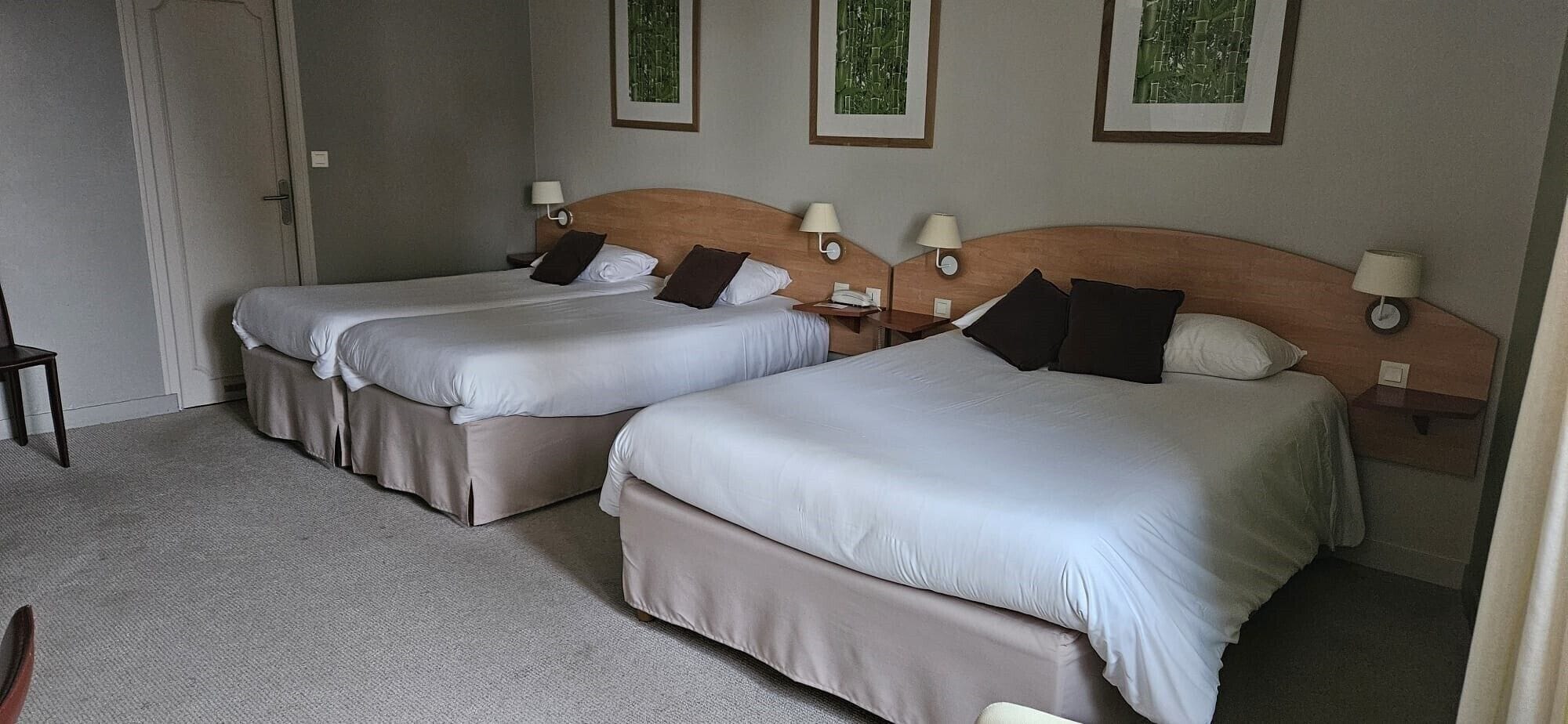 Family Room, Multiple Beds, Non Smoking (Shower Only)