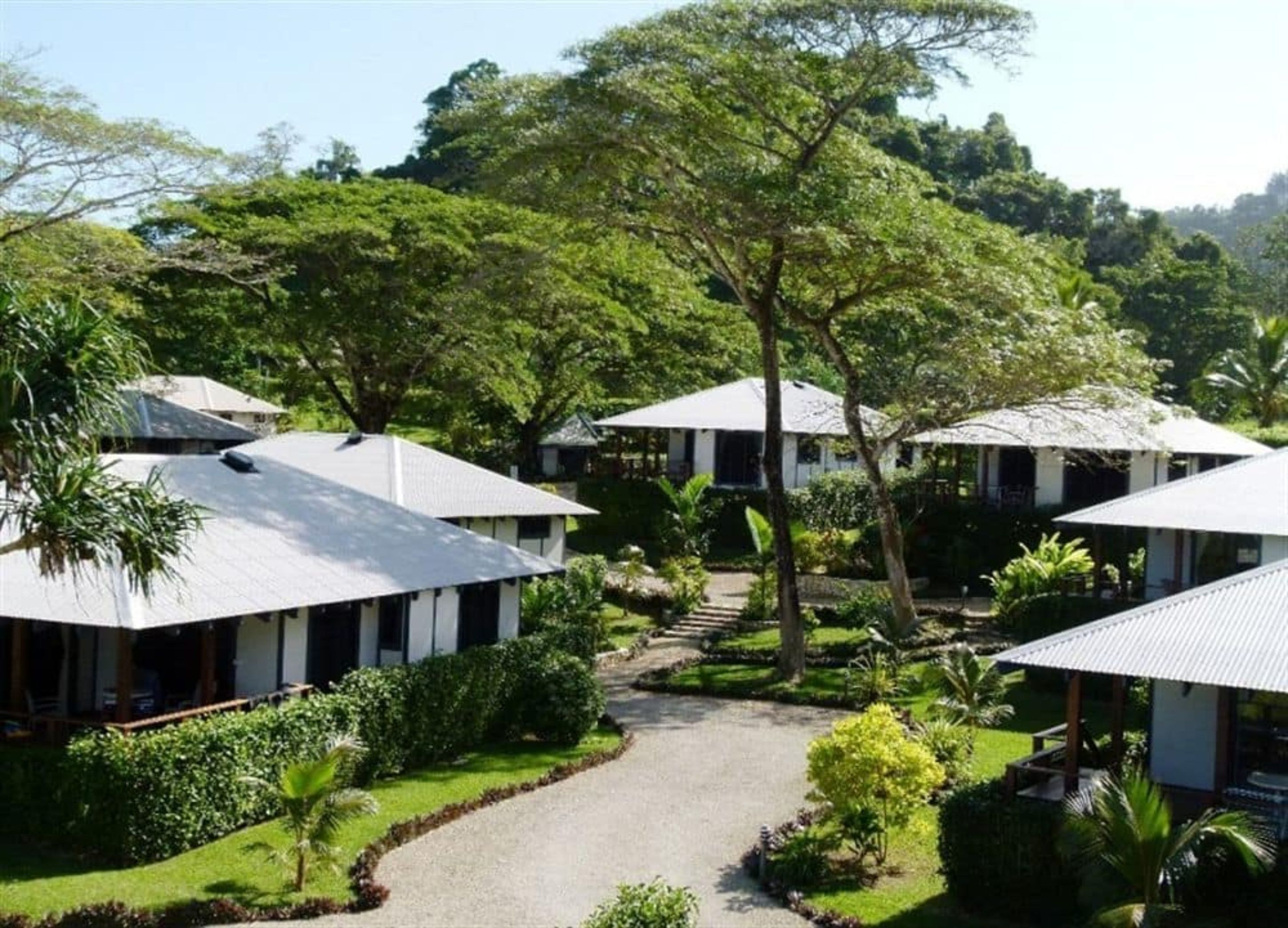 المنطقة المحيطة بالمنشأة