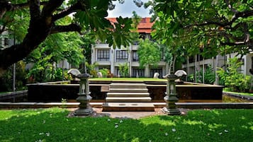 Suite, 2 habitaciones | Vistas al jardín