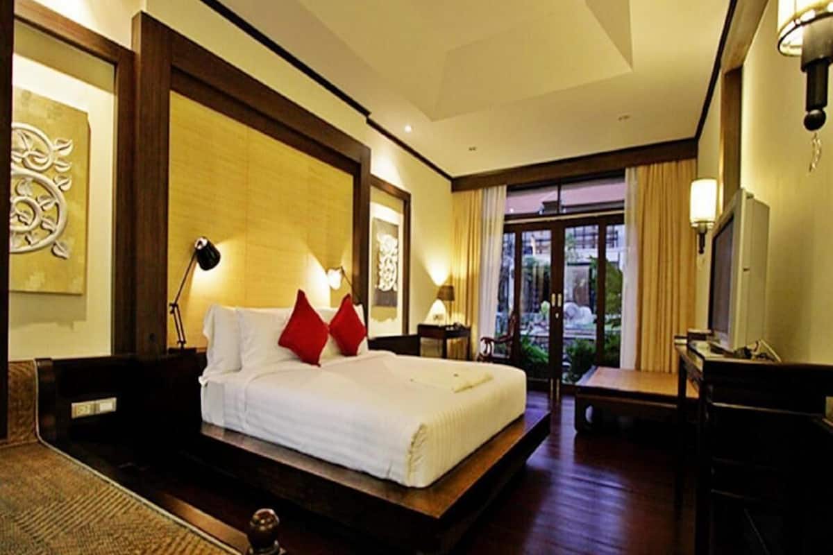 Minibar, Zimmersafe, Schreibtisch, schallisolierte Zimmer