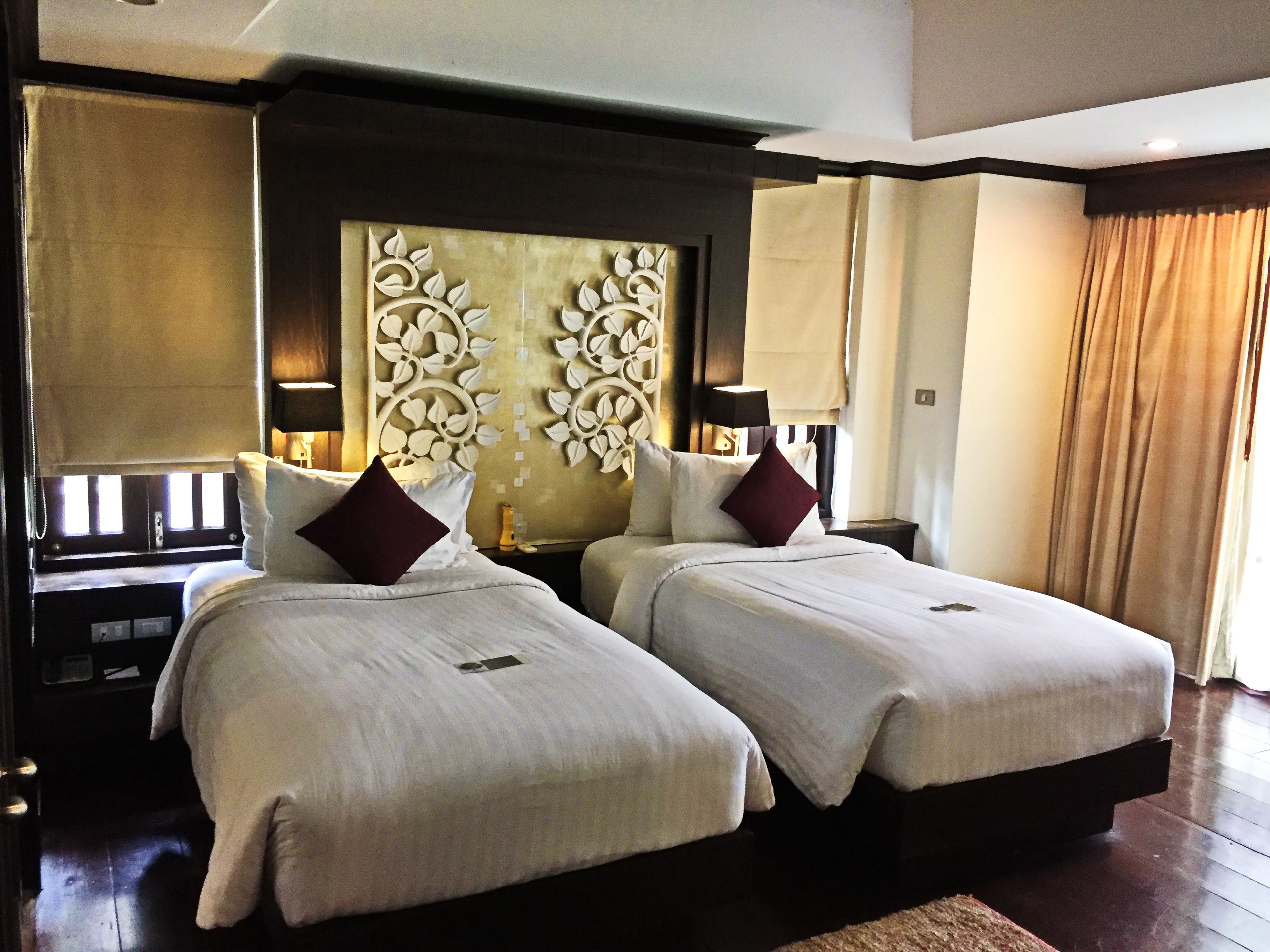 suite, 2 bedrooms | 1 bedroom, minibar, in-room safe, desk