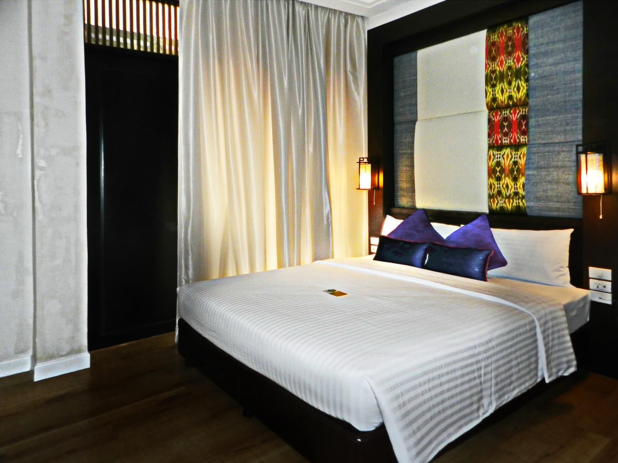 Minibar, in-room safe, desk, soundproofing