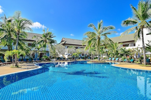 First Bungalow Beach Resort