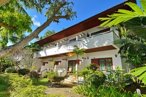 Deluxe Room | Front of property