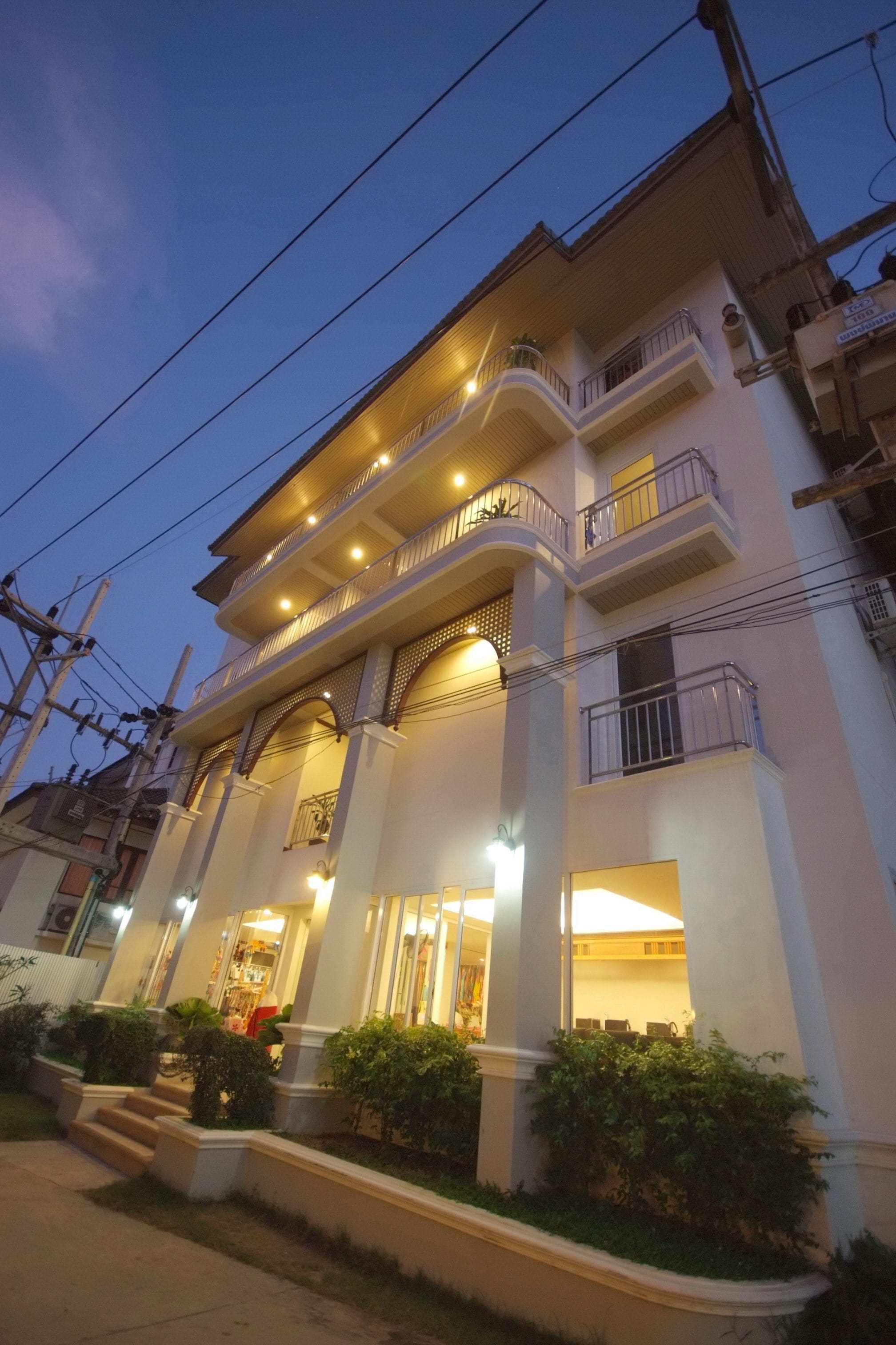 Photo - First Bungalow Beach Resort