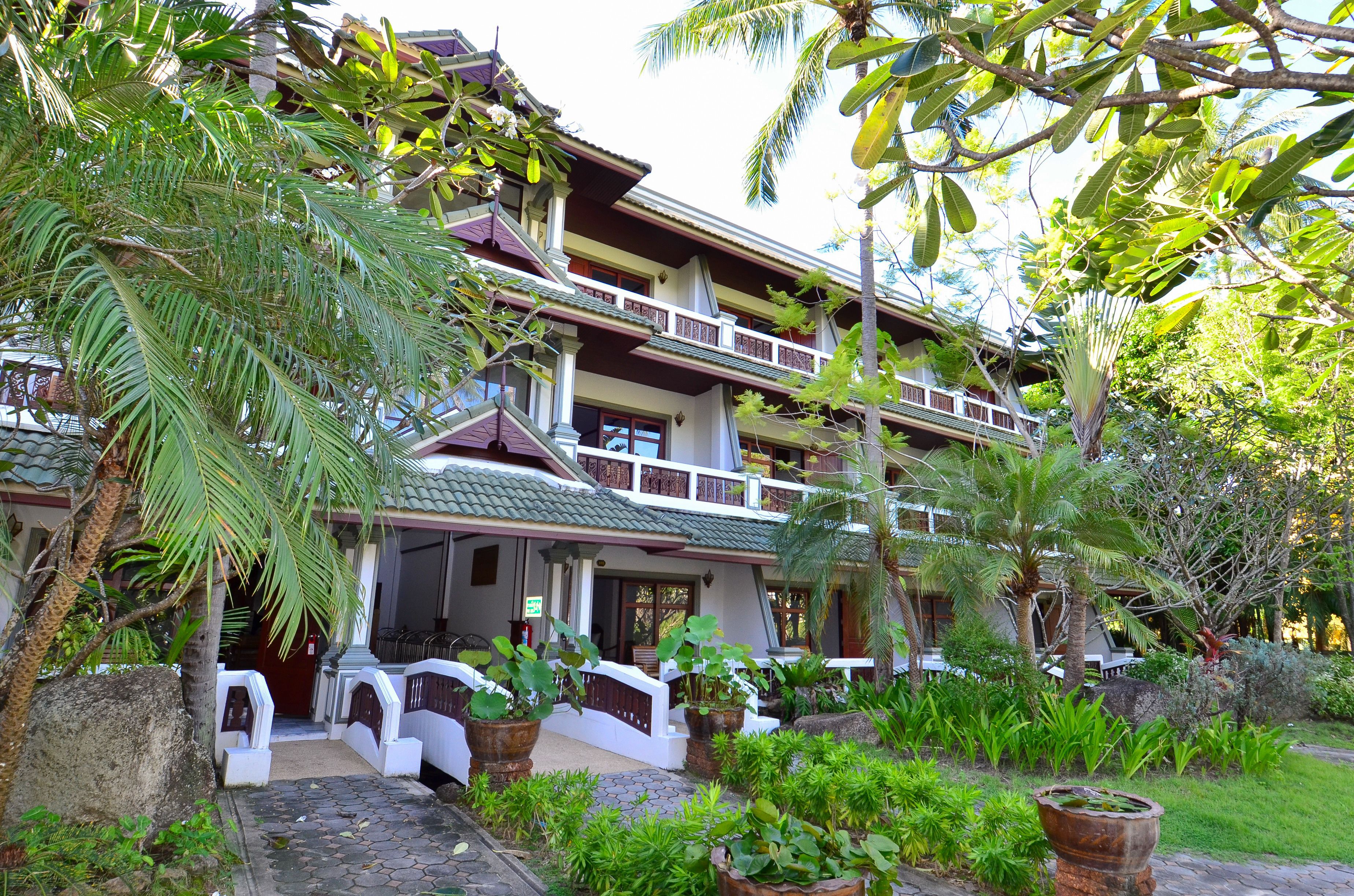 Photo - First Bungalow Beach Resort