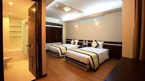 Habitación de lujo vistas al mar | Minibar, caja de seguridad en la habitación y wifi gratis