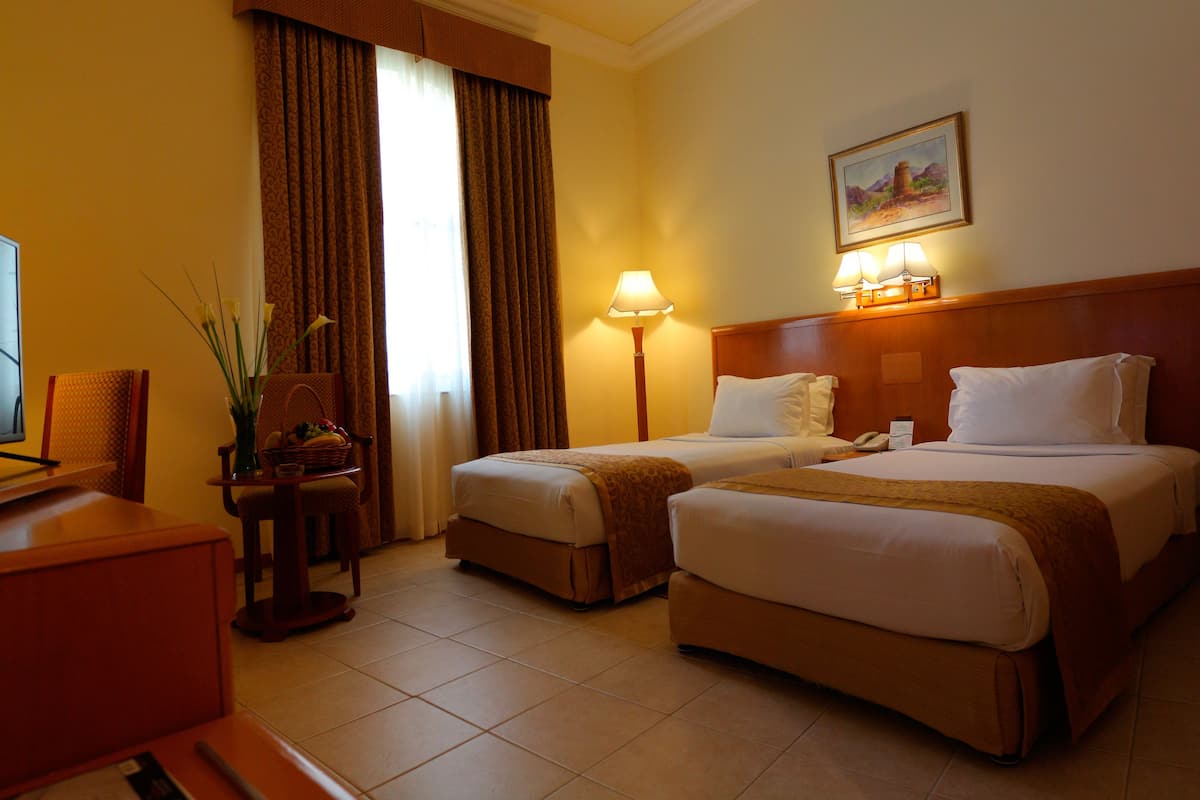 Deluxe Room with Pool View | Bettwäsche aus ägyptischer Baumwolle, hochwertige Bettwaren, Minibar