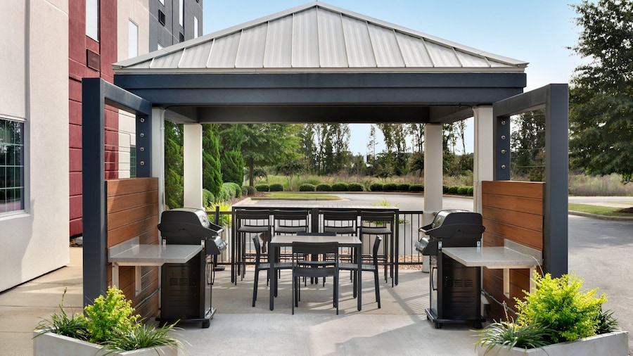 Candlewood Suites Fayetteville Fort Bragg by IHG