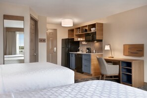 Studiosuite, 2 queensize-senger | Skrivebord, skrivebord for bærbar PC og blendingsgardiner